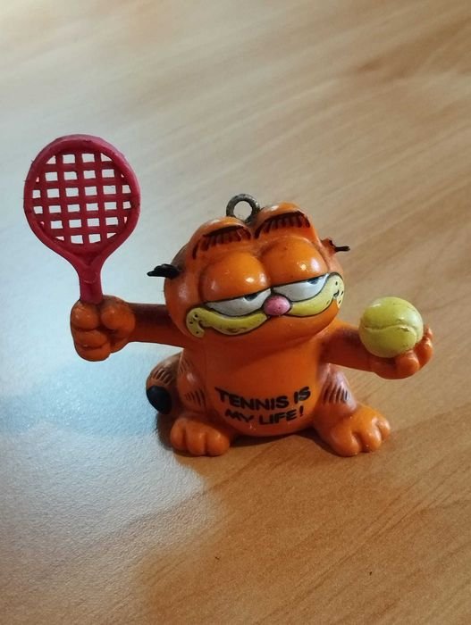 Boneco Garfield PVC Ténis
